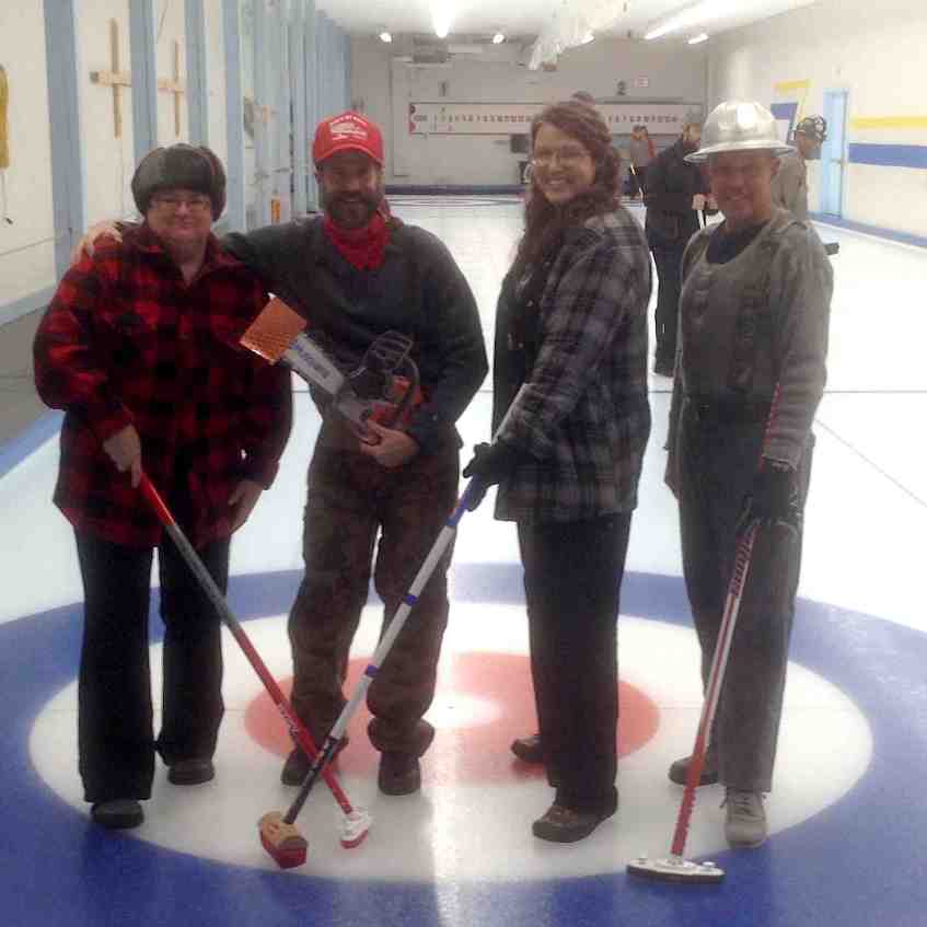2018 Kaslo 125 Funspiel Team - Honey Jacks